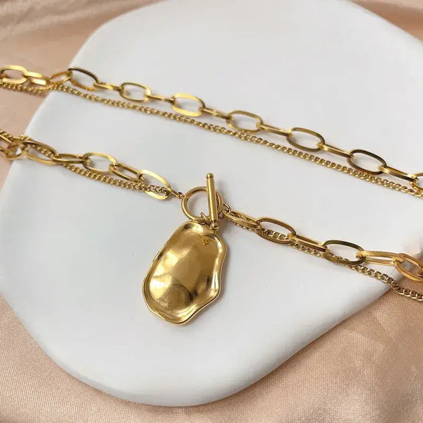 Pendant Paperclip Necklace.