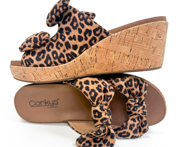 Bowed Up by Corkys
