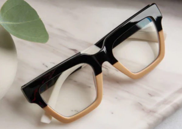 Take A Bow Readers by Peepers