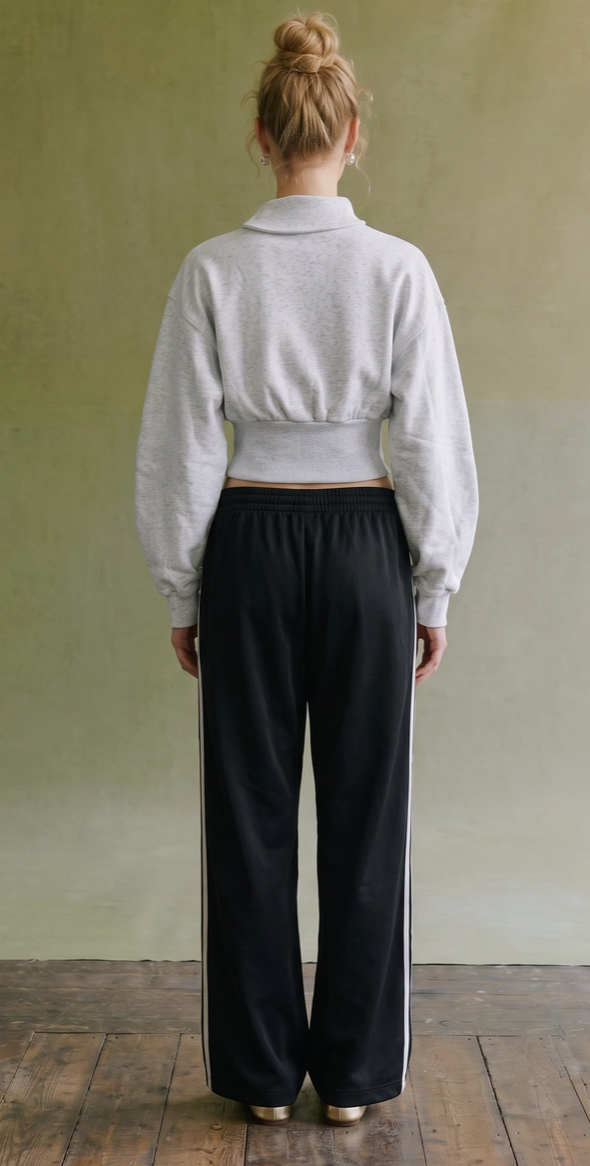 Cropped Sweatshirt