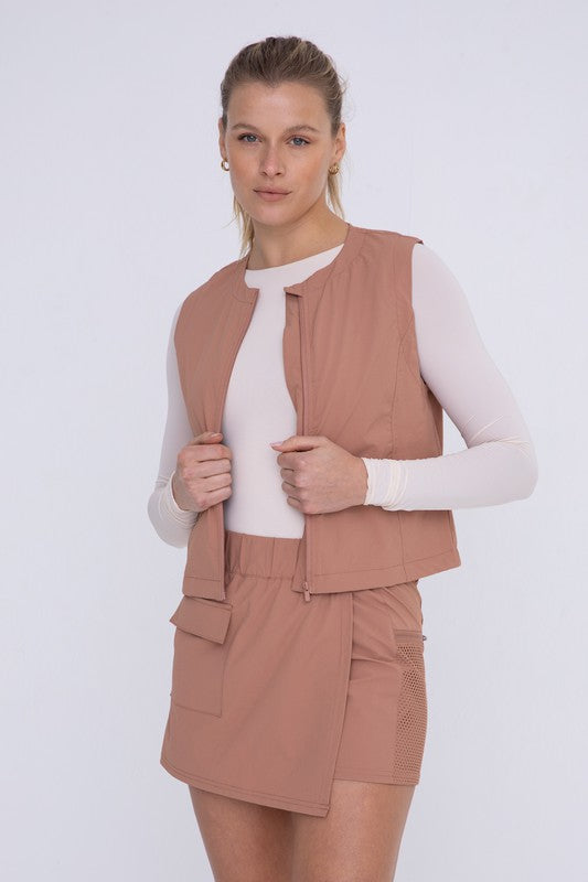 Fitted Zip-Up Running Vest