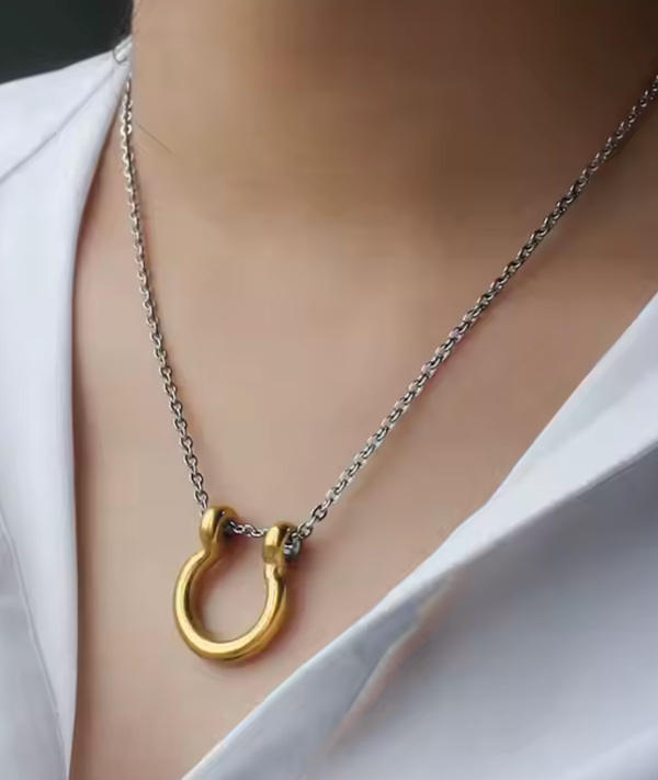 Horse Shoe Necklace